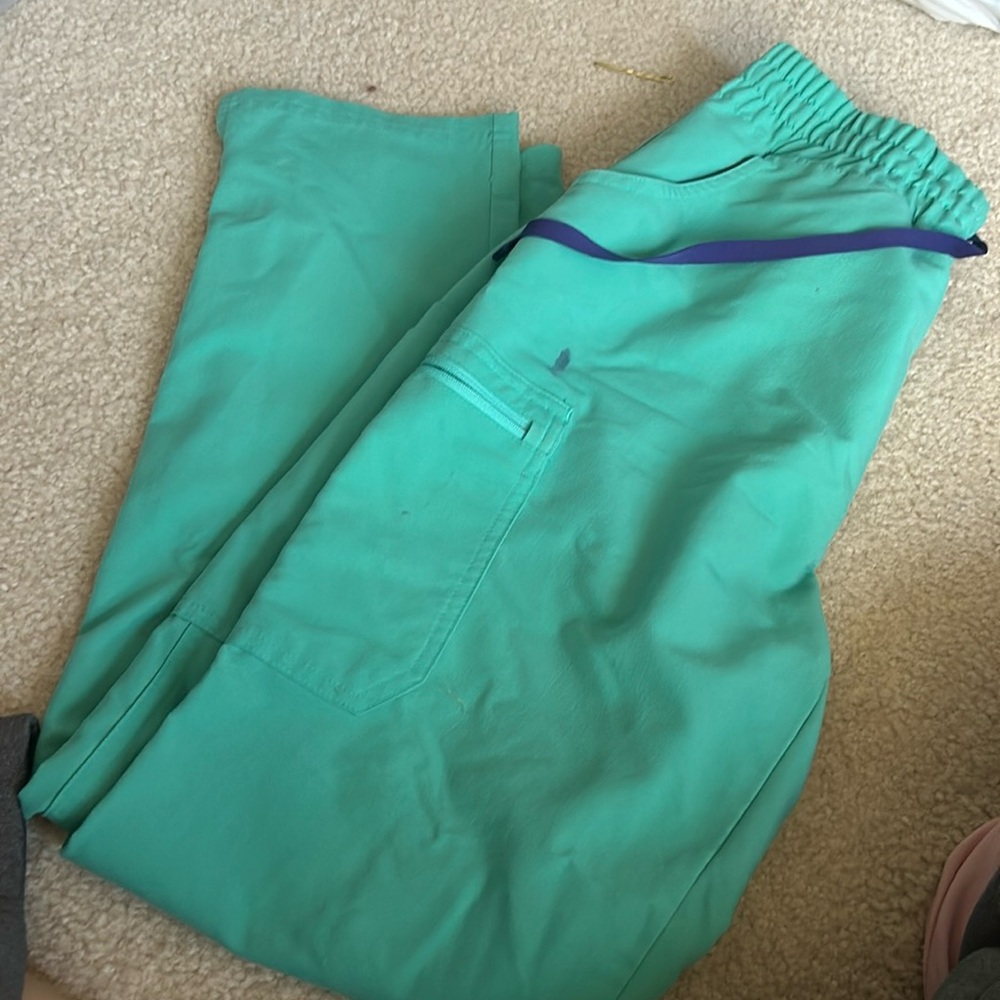 Figs pants